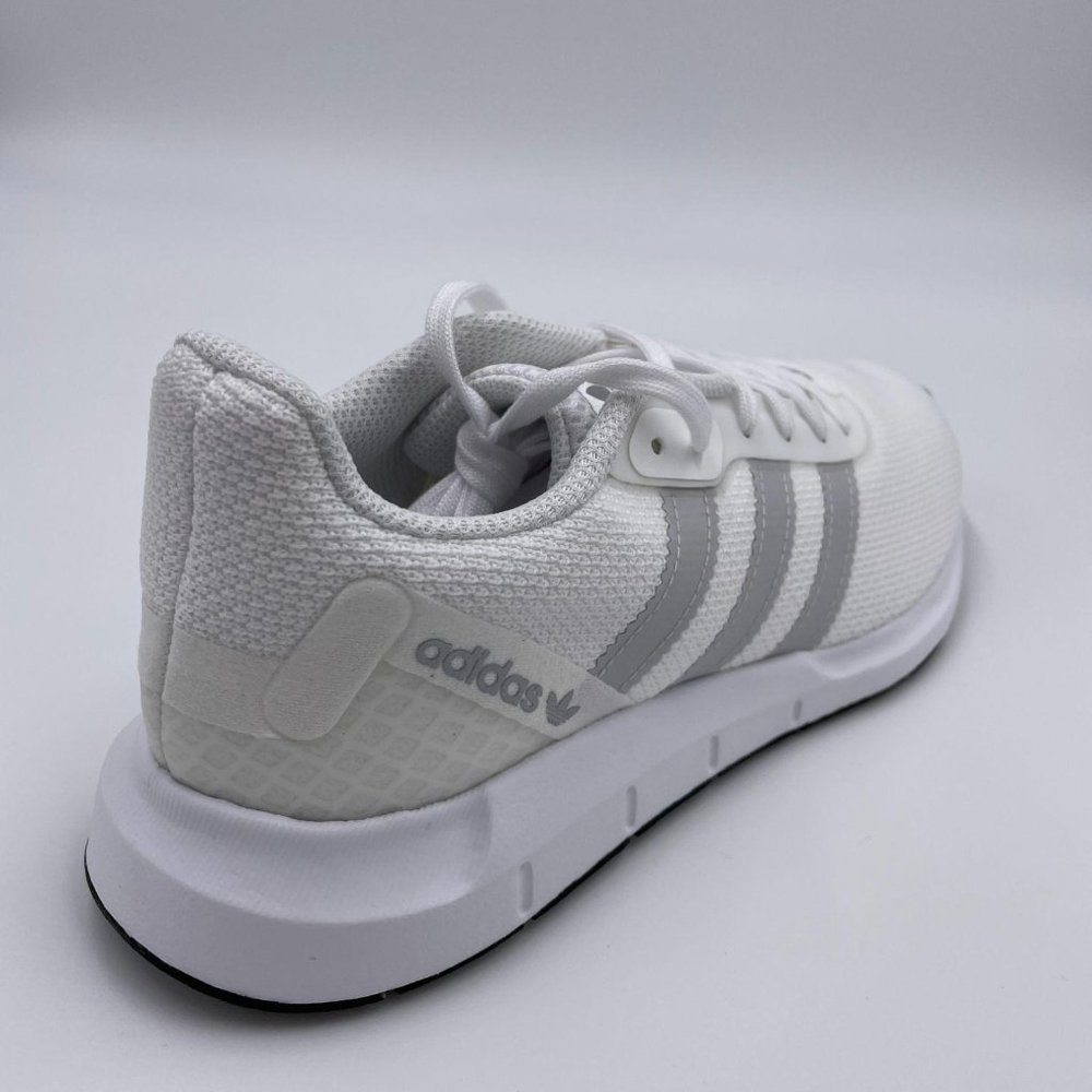 Adidas Swift Run RF White Womens Shoes - Picture 8 of 8